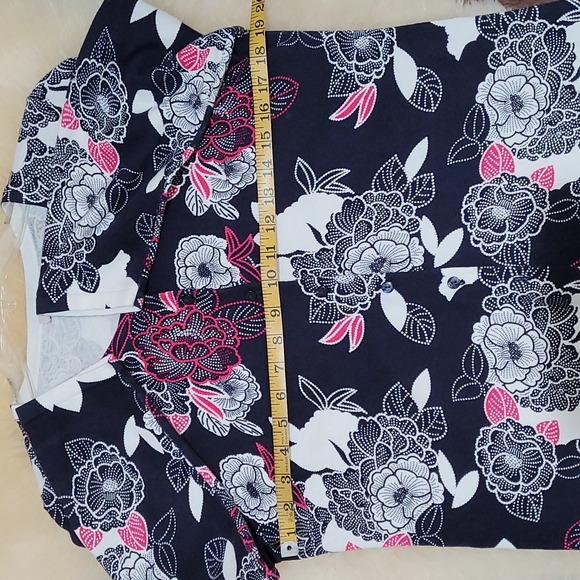 TALBOTS | Navy Floral 3/4 Sleeve Button Up Cotton Sweater - Size Med Petite - Picture 6 of 7